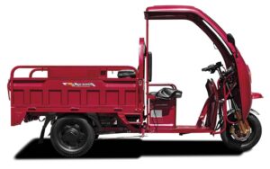 Seitenansicht des Cargo Runner Classic Plus in Rot