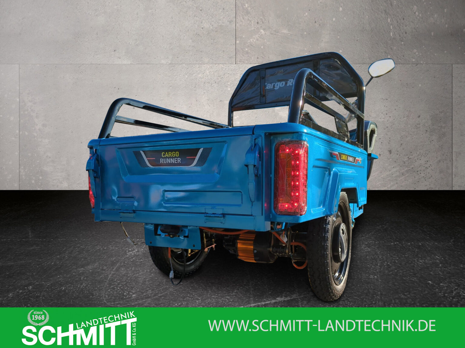 Rückansicht des Cargo Runner Compact blau