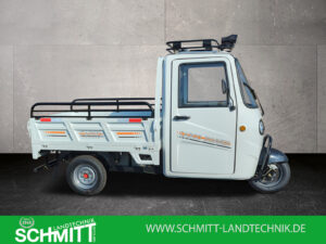 Rechte Seitenansicht des Voltina in Weiß mit geschlossenem Aufbau